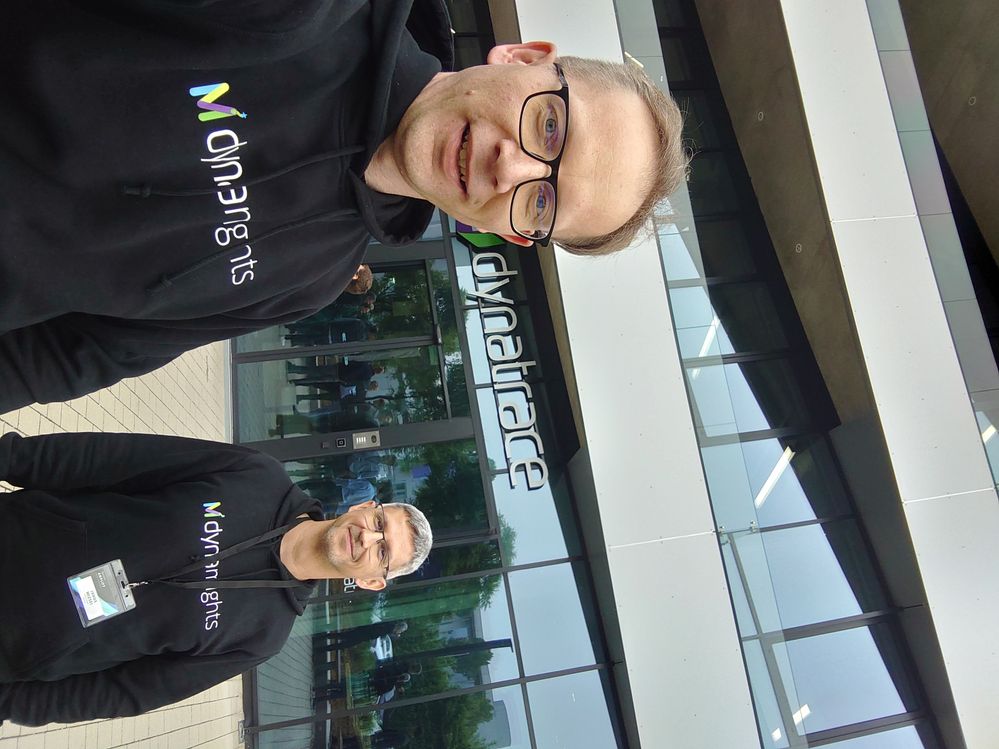 DSC_7703.JPG with other DynaMight, Janos, in front of HQ in Linz at Amplify 2023