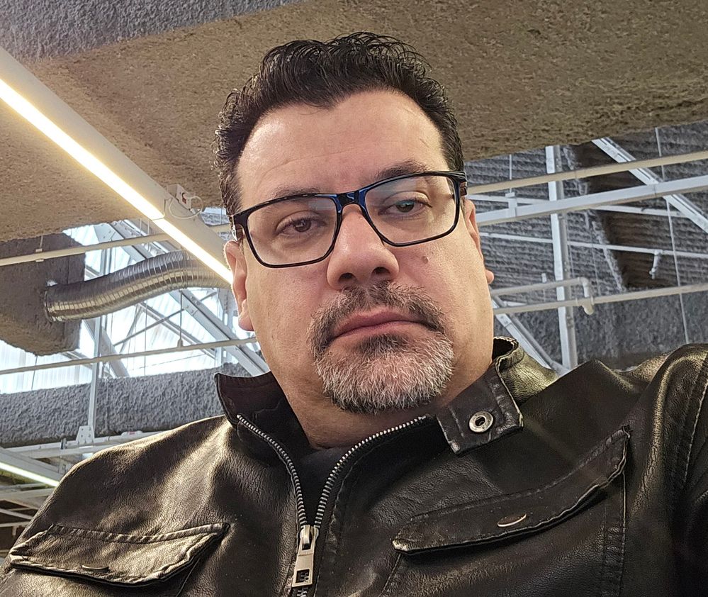 Alex_Perfil_2025.jpg