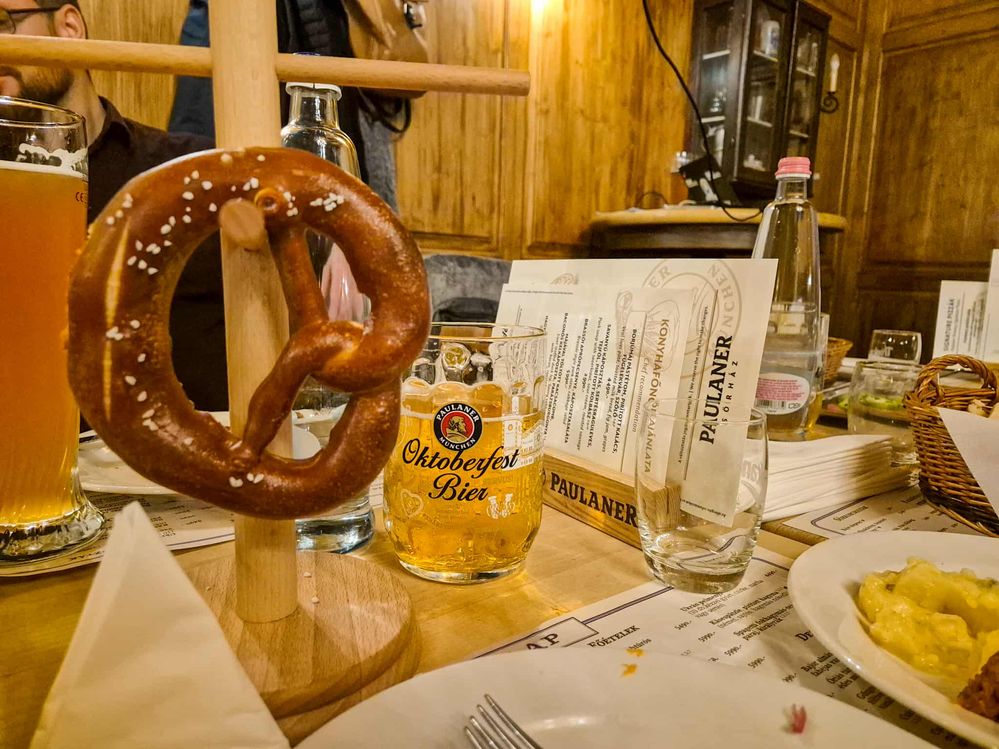 09f988ee-03fa-4e1d-948b-1b820350d4df.jfif 09f988ee-03fa-4e1d-948b-1b820350d4df.jfif