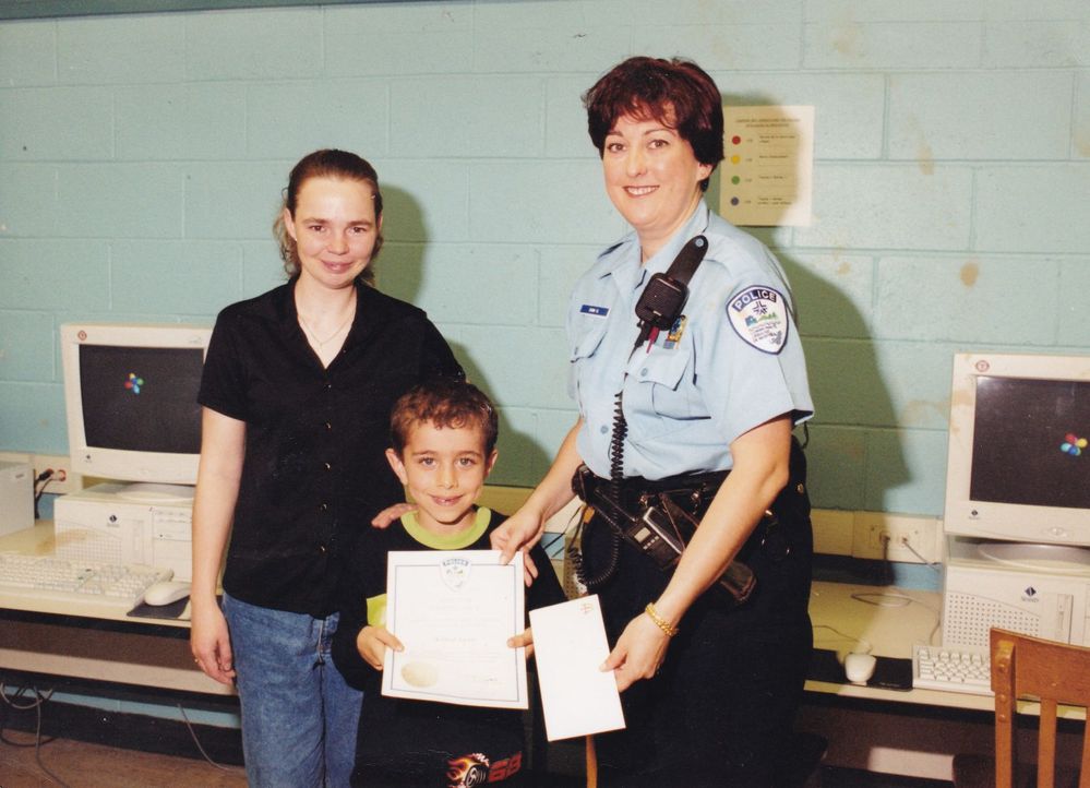 Montreal Police had an initiative in MTL primary schools. They organized a contest and I won it!