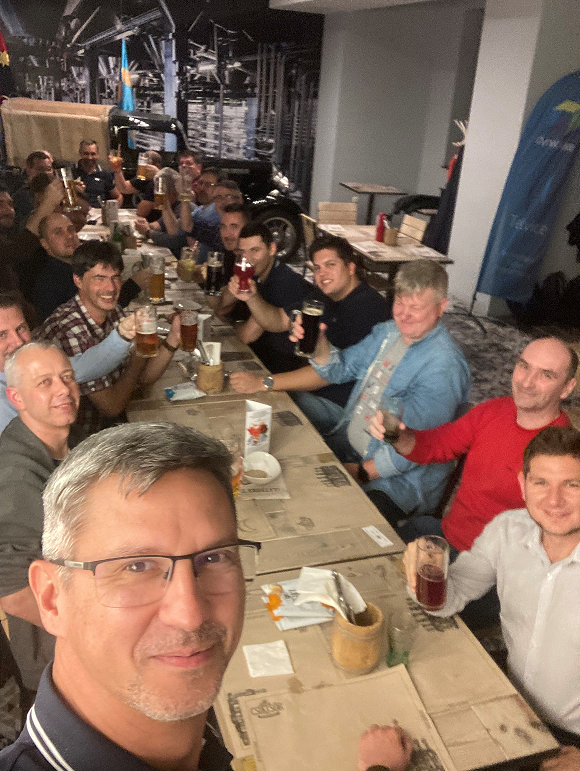 The first Hungarian Dynatracers meet up. It is called Dynatrace PUB instead of Dynatrace HUB.